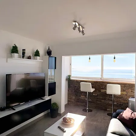 Panoramic D-luxe Apartment *